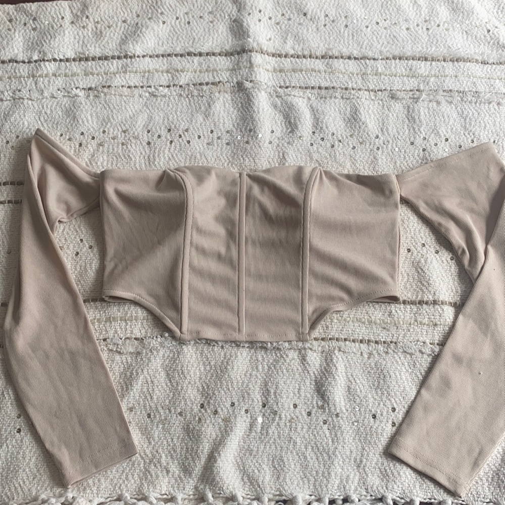 BRAND NEW WITH TAGS Crop top Size Large